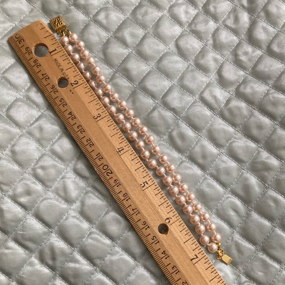 Vintage double strand pearl bracelet fits a 7 1/4 inch wrist